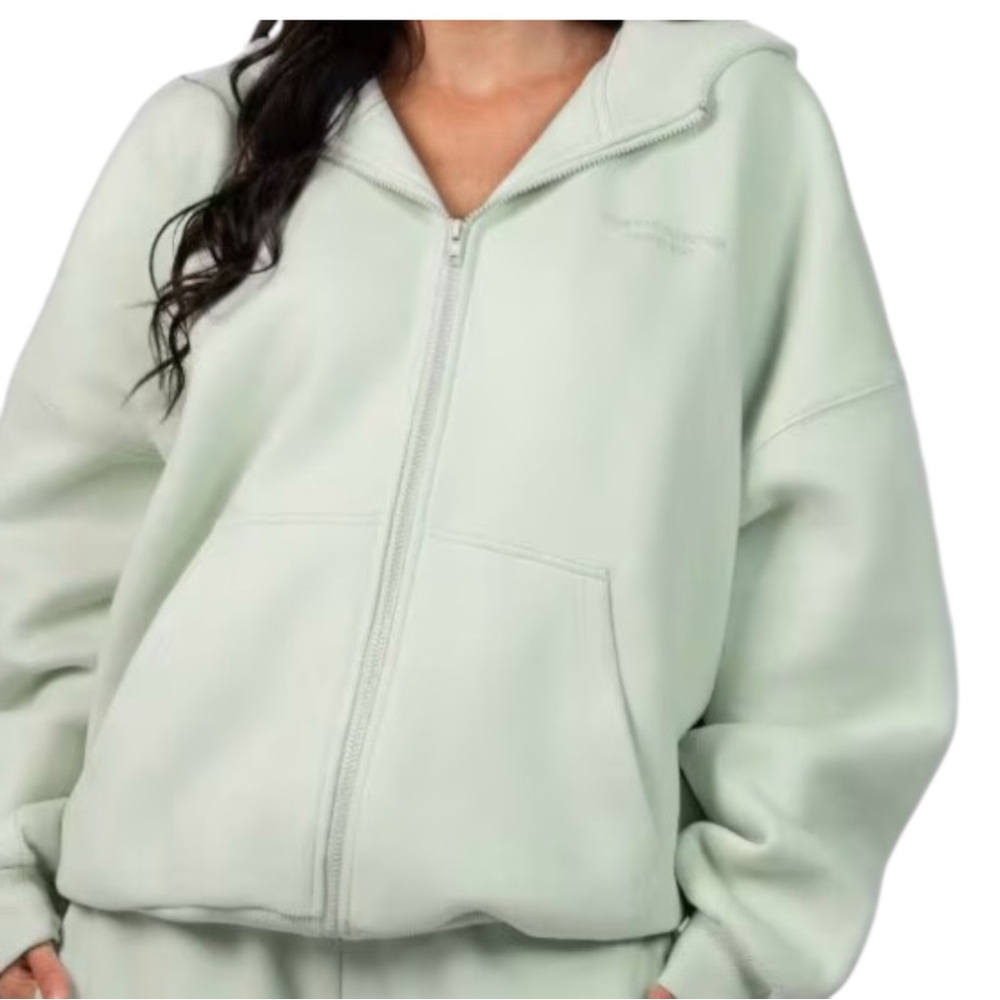 Comfrt pastel zip up hoodie, size Medium. Color Mint - Picture 2 of 6